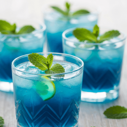 curacao bleu cocktails 699e76812335f 1